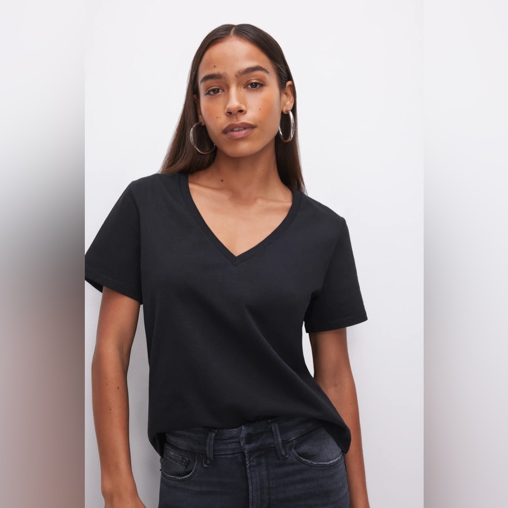 Good American black vneck‎ cotton tshirt 4 way stretch quick dry compression NWT